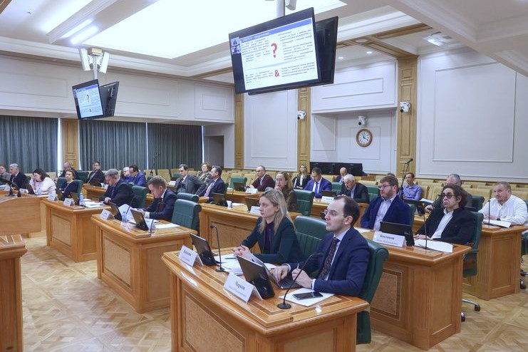 В Совете Федерации обсудили права потребителей финансовых услуг